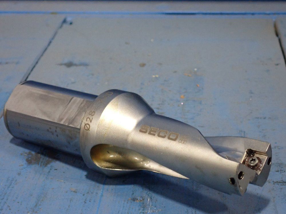 Seco Cutting Diameter: 1.102" Od Indexable Drill - Sd502-28-56-32r7-sc07