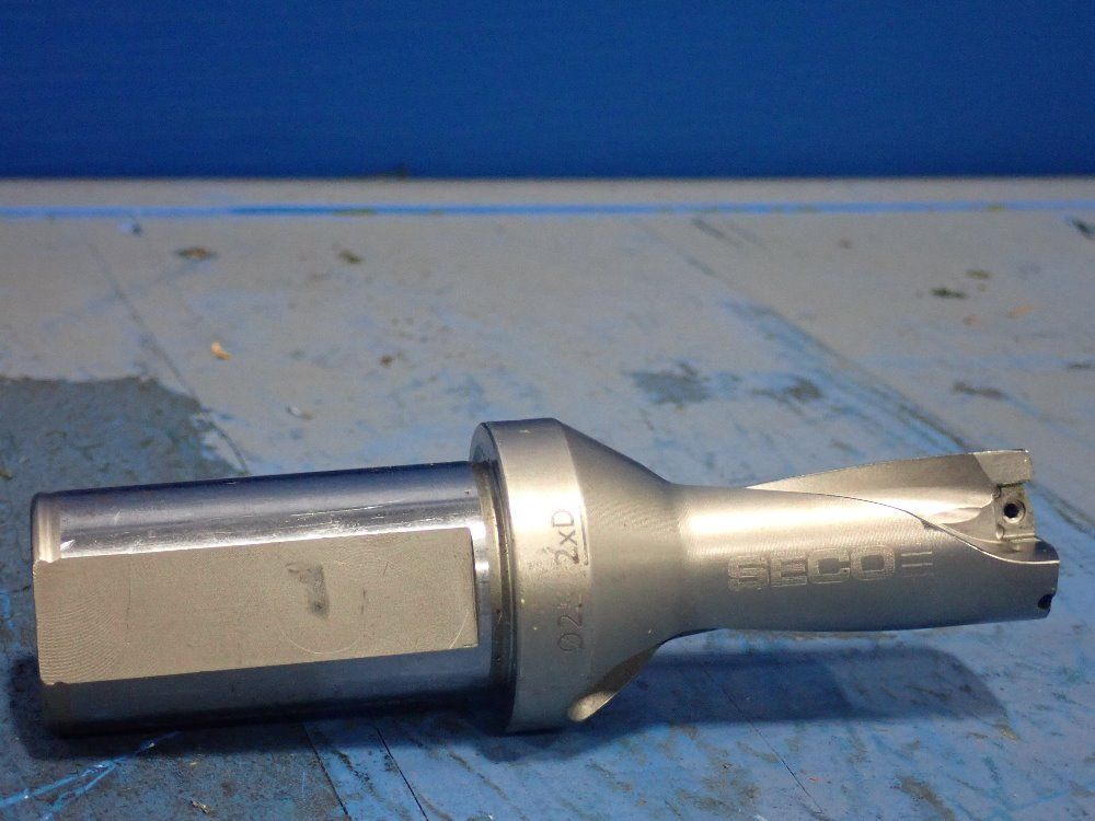 Seco Cutting Diameter: 0.984" Od Indexable Drill - Sd502-25-50-32r7
