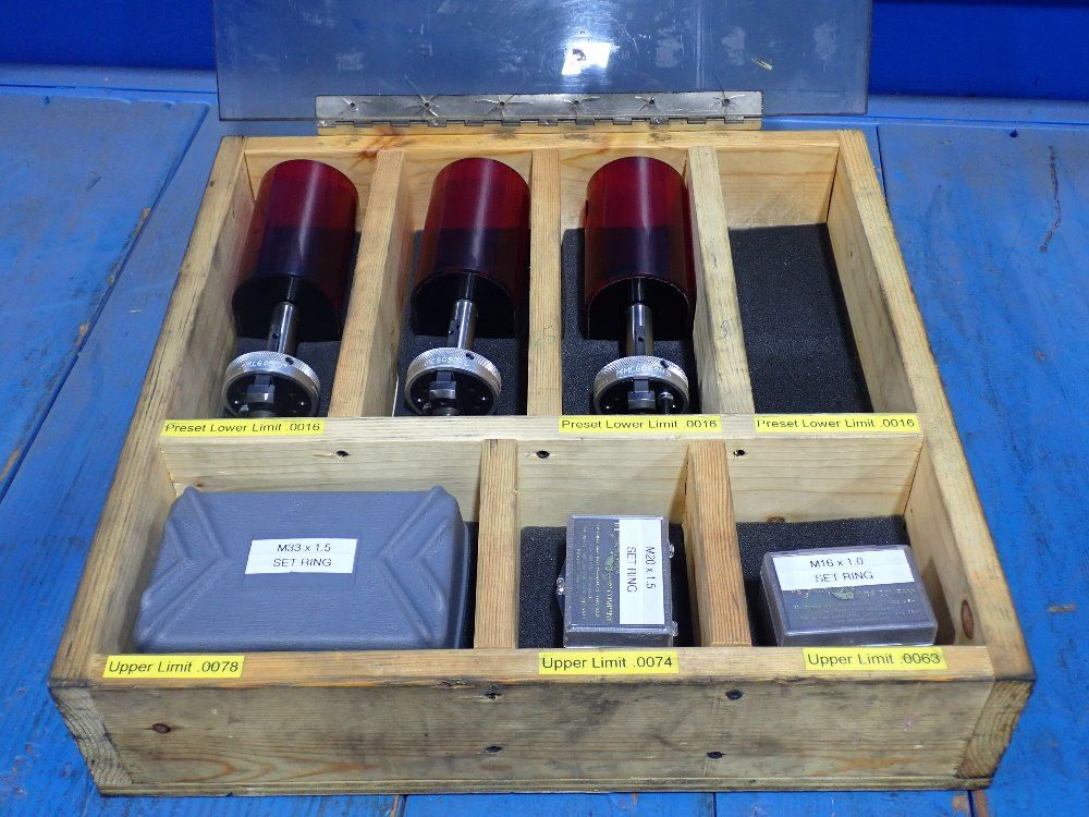 Biinternal Plug Gage Calibrator Set