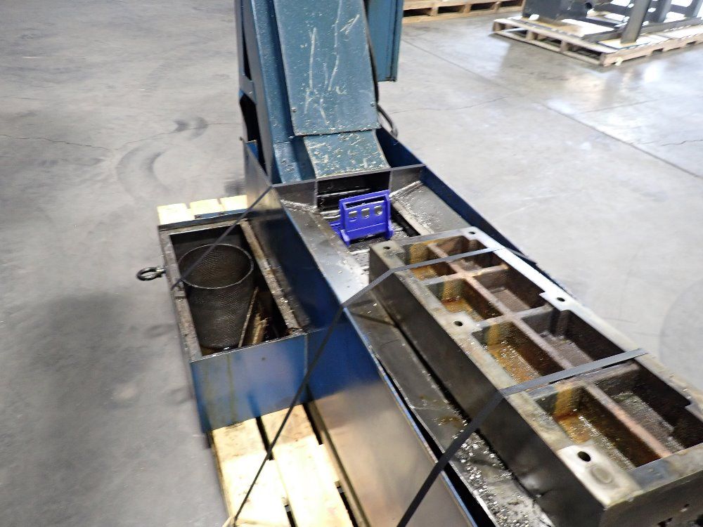 Daewoo Cnc Lathe W Conveyor - Puma V10