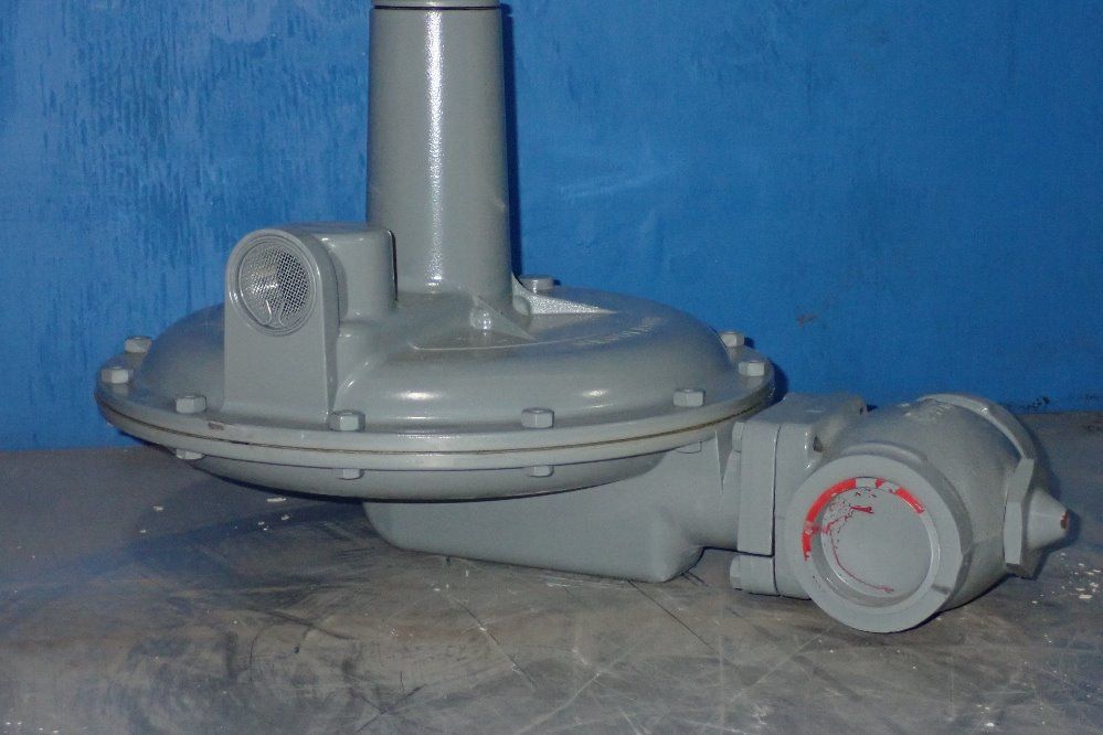 Sensus 3/4"-10" Service Regulator - 243-12