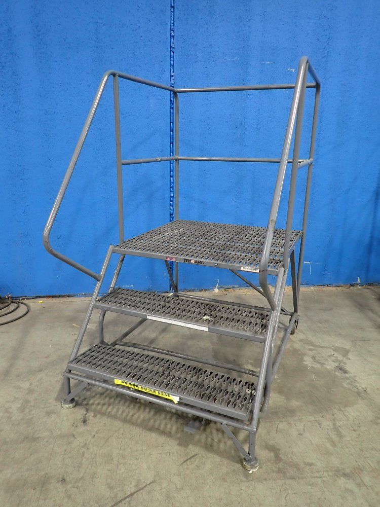 Tri Arc 800# Metal Stairs