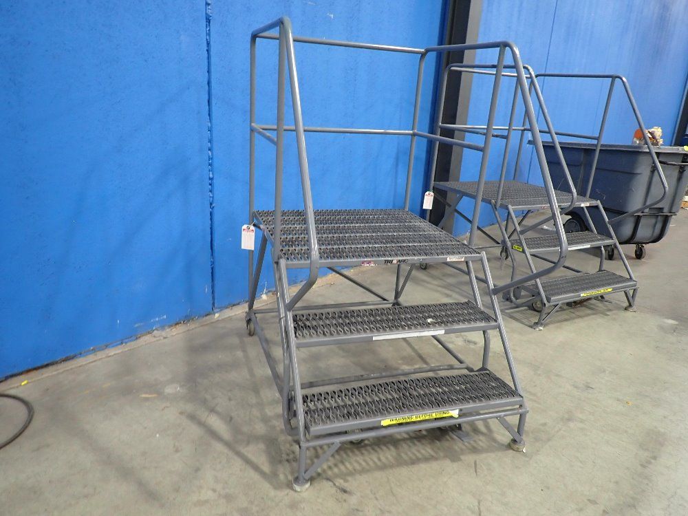 Tri Arc 800# Metal Stairs