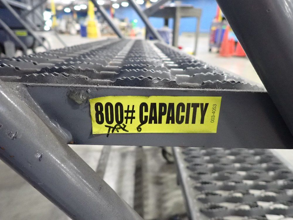 Tri Arc 800# Metal Stairs