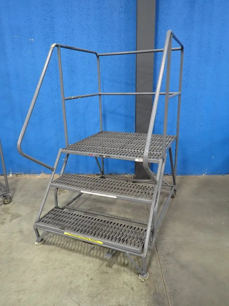 Tri Arc 800# Metal Stairs