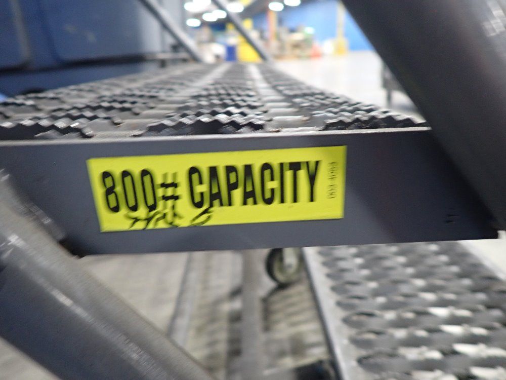 Tri Arc 800# Metal Stairs