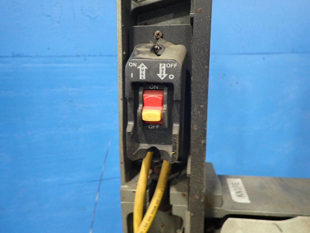 Ridgid 14"x 14" Vertical Bandsaw - Bs14000