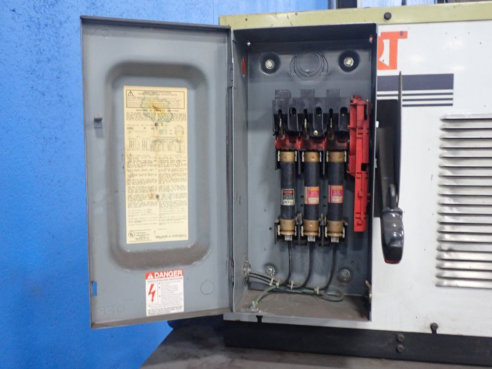 Hobart Brothers Co. 15 Kva Arc Welder - Arc-master 500