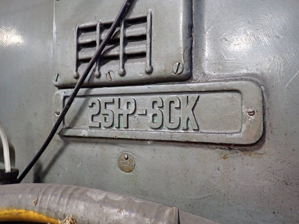 Kearneu  Trecker Vertical Mill