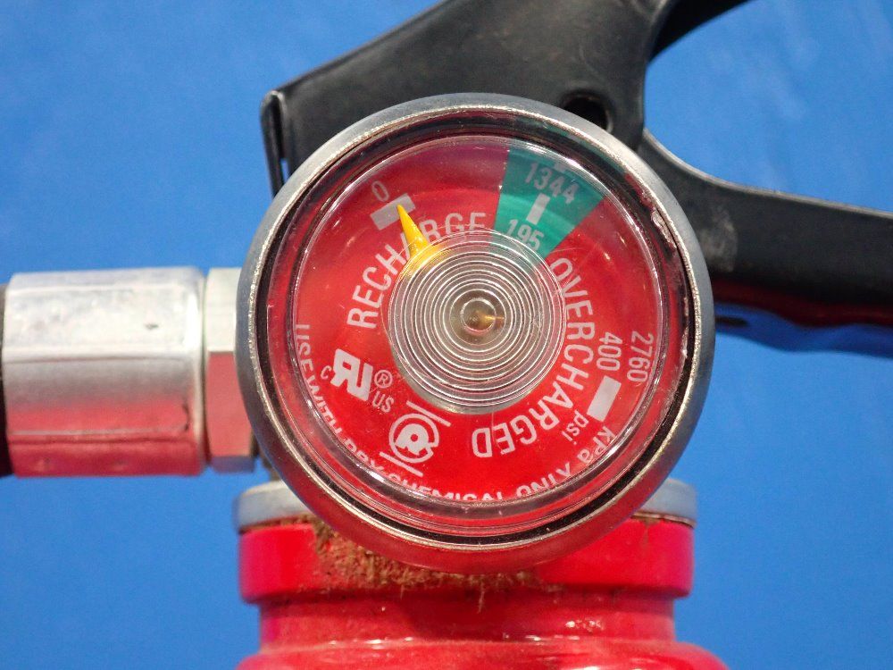 First Alert Dry Chemical Fire Extinguisher - Ex3622