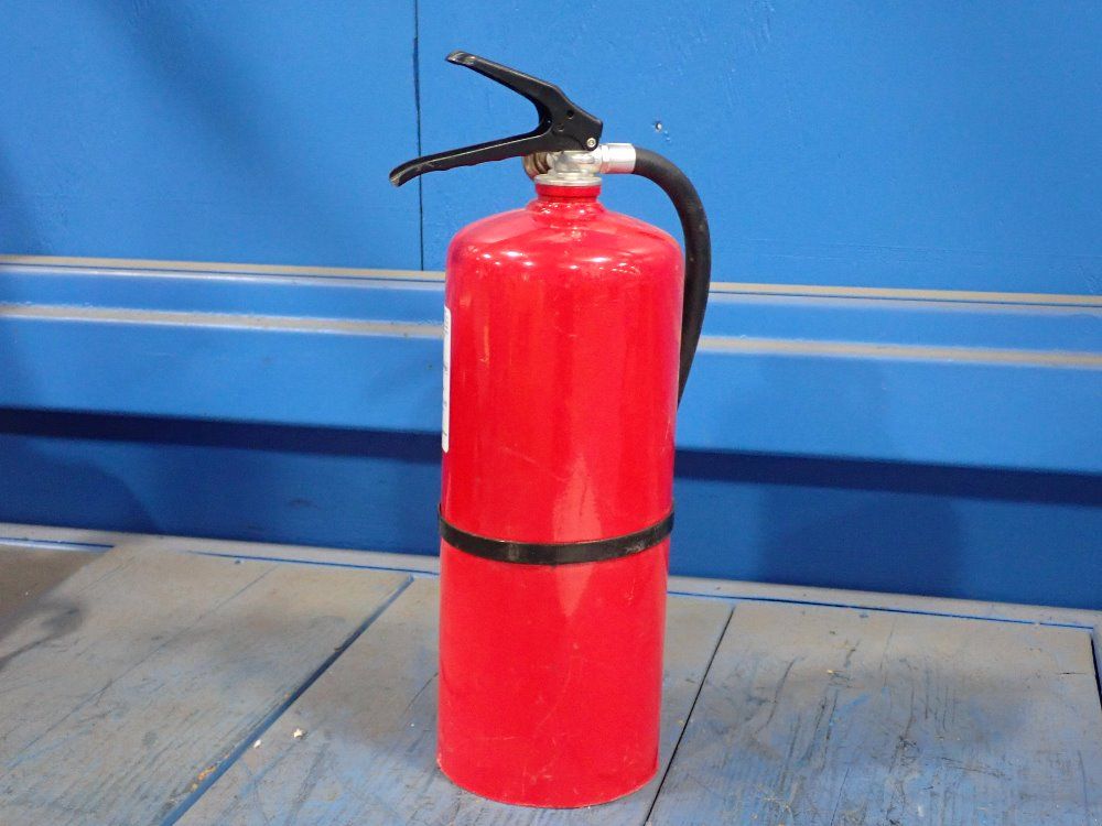 First Alert Dry Chemical Fire Extinguisher - Ex3622