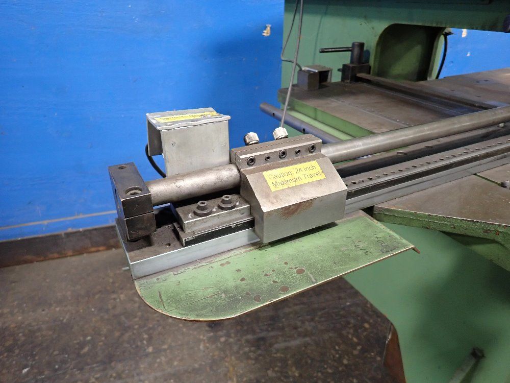 Strippit Houdaille Punch Press - Custom 18/30