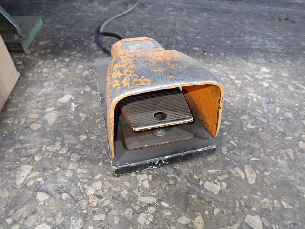 Strippit Houdaille Punch Press - Custom 18/30