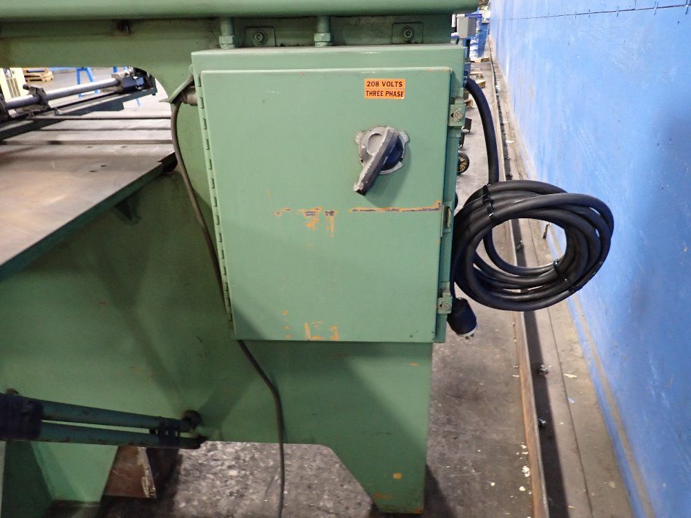 Strippit Houdaille Punch Press - Custom 18/30