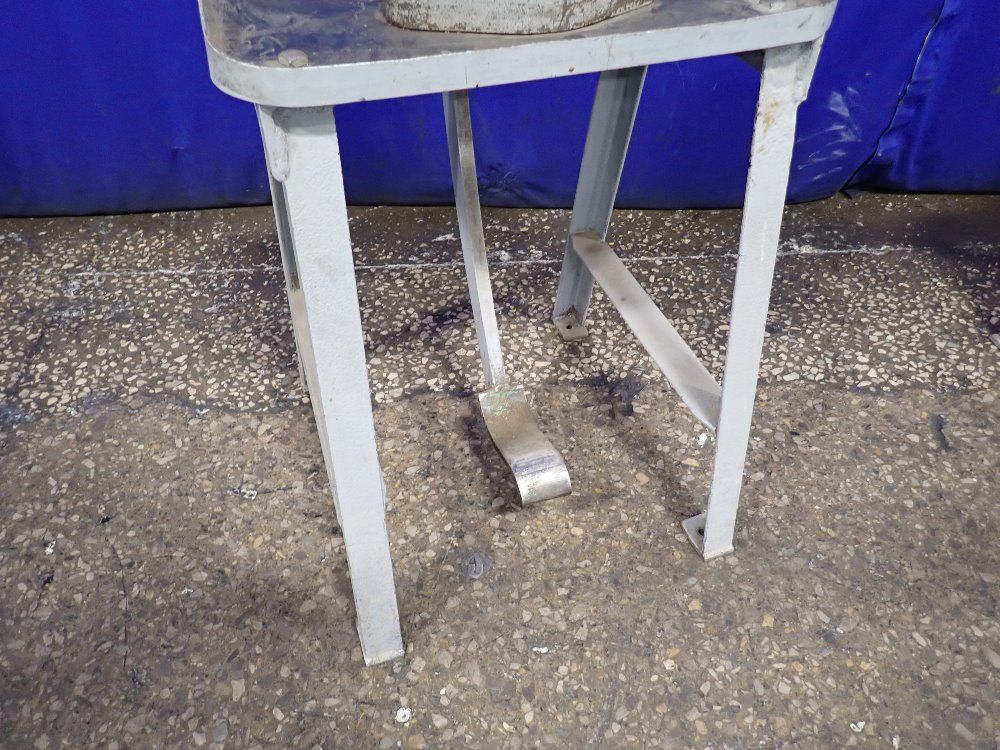 Famco Kick Press - 8