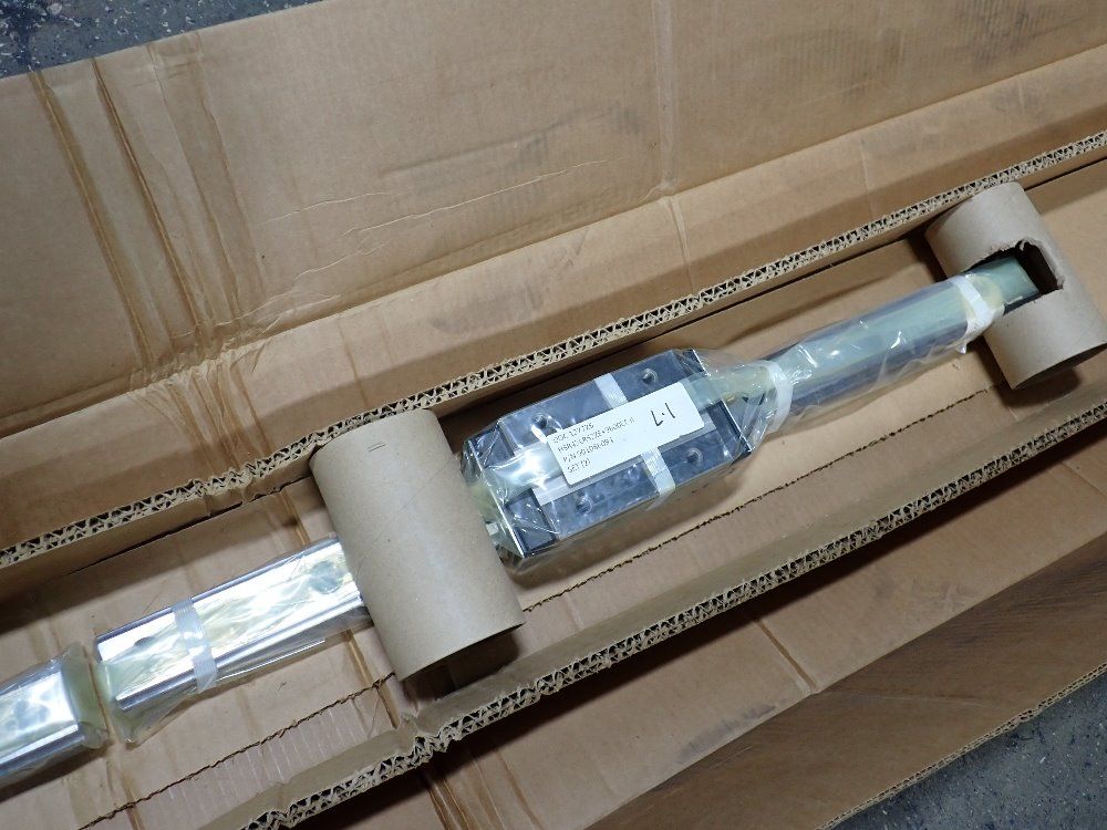 Thk 27"/53" Linear Guide - Hsr45lr5zze+9600lt-11