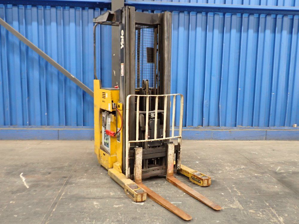 Yale 4000lbs Electric Lift - Nro4aenl36teo95