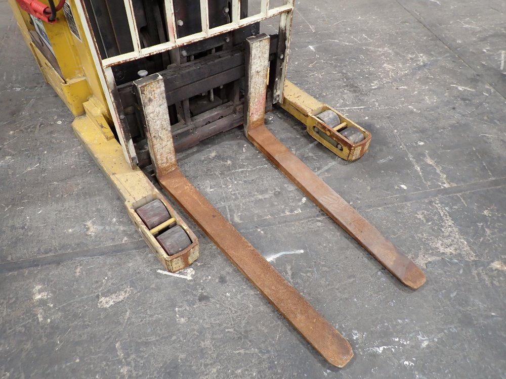 Yale 4000lbs Electric Lift - Nro4aenl36teo95