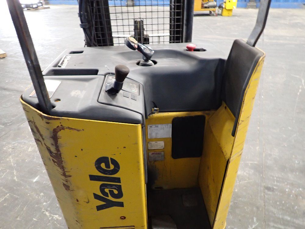 Yale 4000lbs Electric Lift - Nro4aenl36teo95