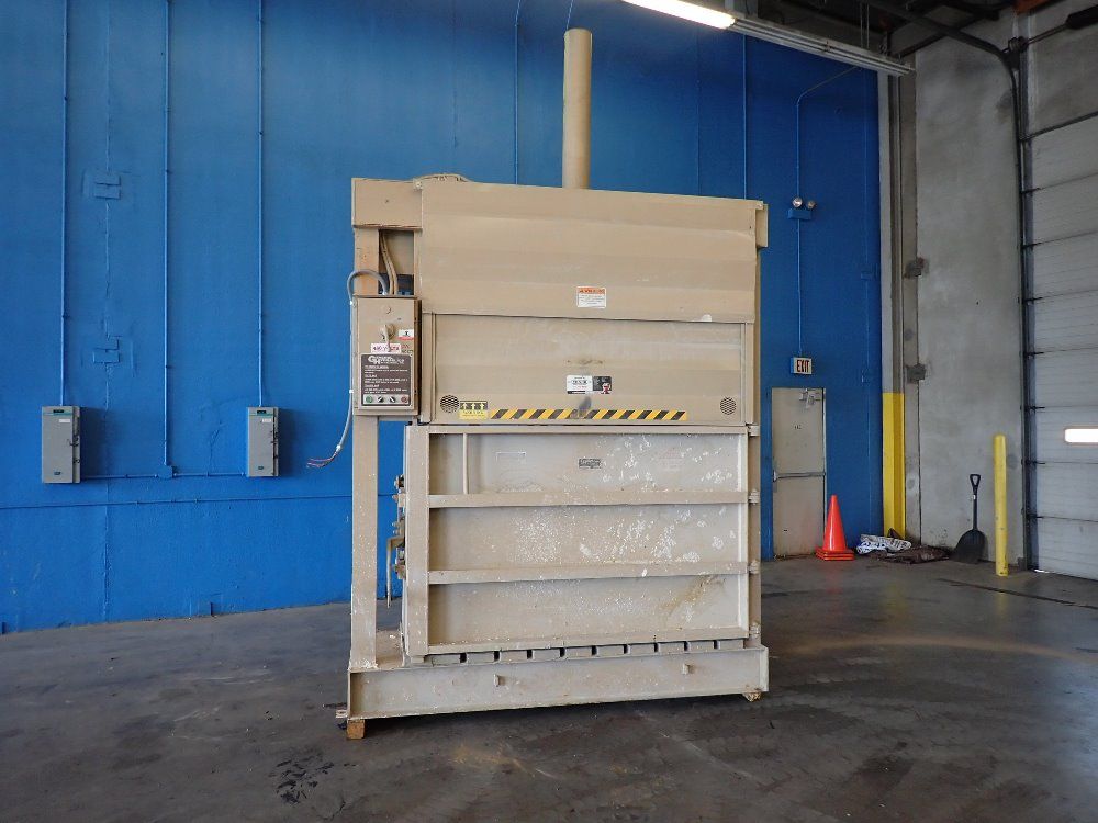 General Hydraulics 72"x30"x48" Vertical Baler - 314-72r-16