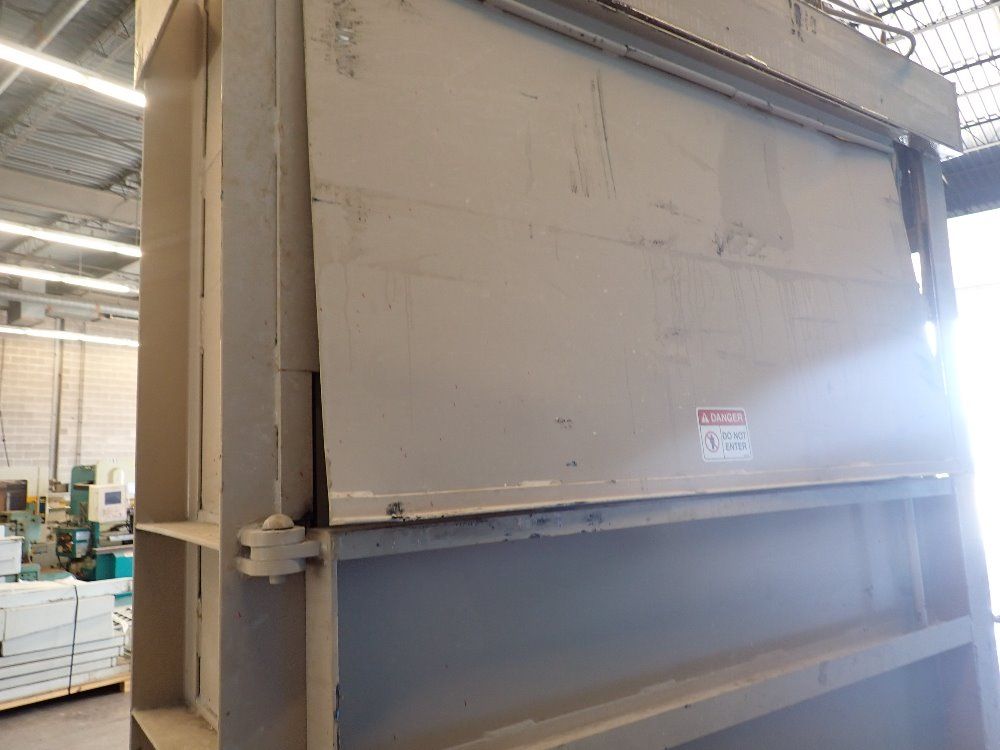 General Hydraulics 72"x30"x48" Vertical Baler - 314-72r-16