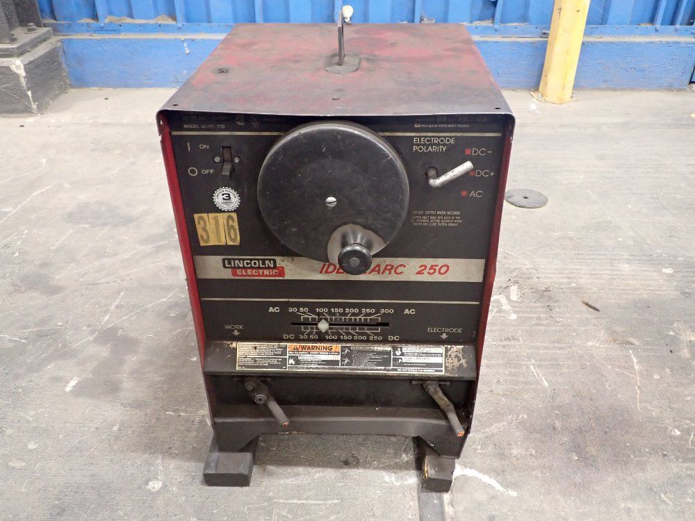 Lincoln Welder - Idealarc 250