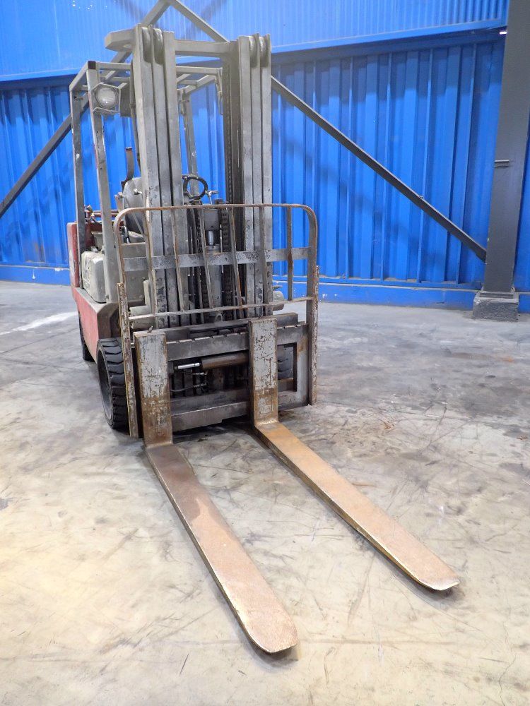 Nissan 6910 Lbs Propane Forklift - Cugj02f35pv