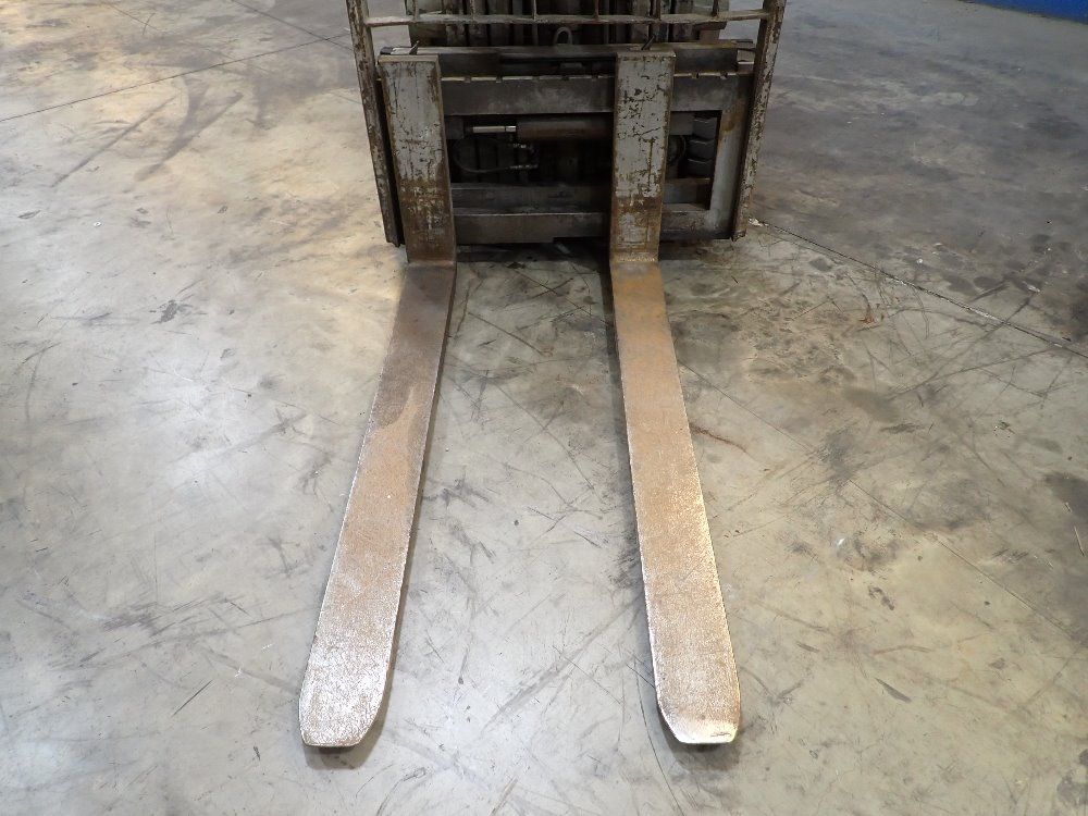 Nissan 6910 Lbs Propane Forklift - Cugj02f35pv