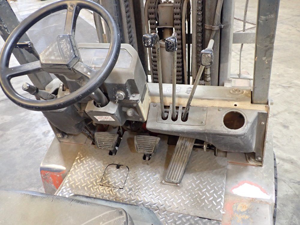 Nissan 6910 Lbs Propane Forklift - Cugj02f35pv