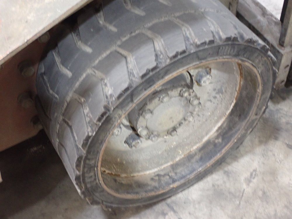 Nissan 6910 Lbs Propane Forklift - Cugj02f35pv