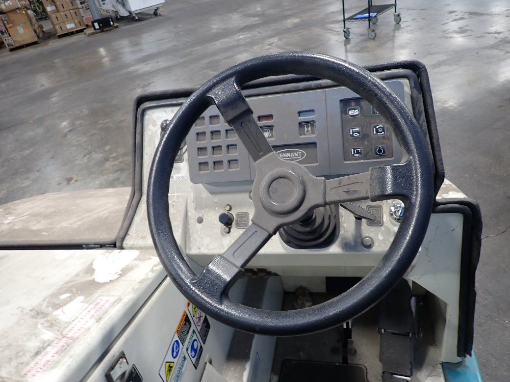 Tennant Floor Scrubber - 7400