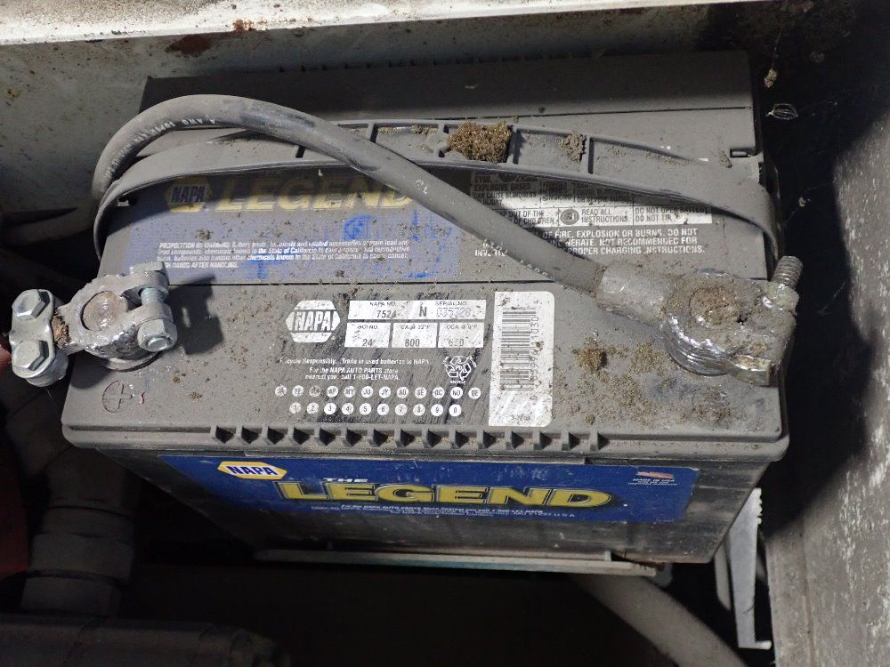 Tennant Floor Scrubber - 7400