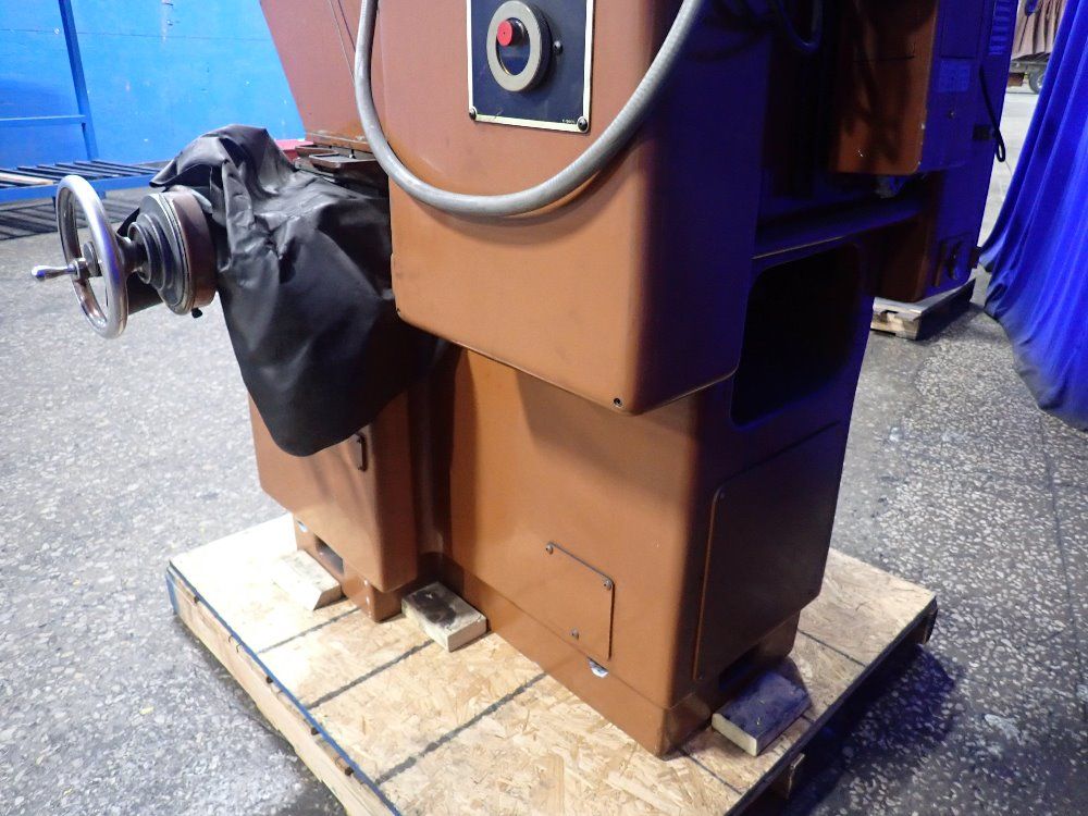 Moore Jig Grinder - G18