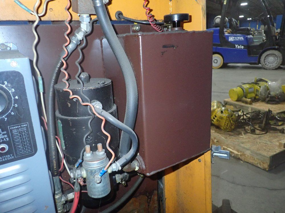 Big Joe Mfg. Co. 2000 Lbs. Electric Straddle Lift - 2024-a5