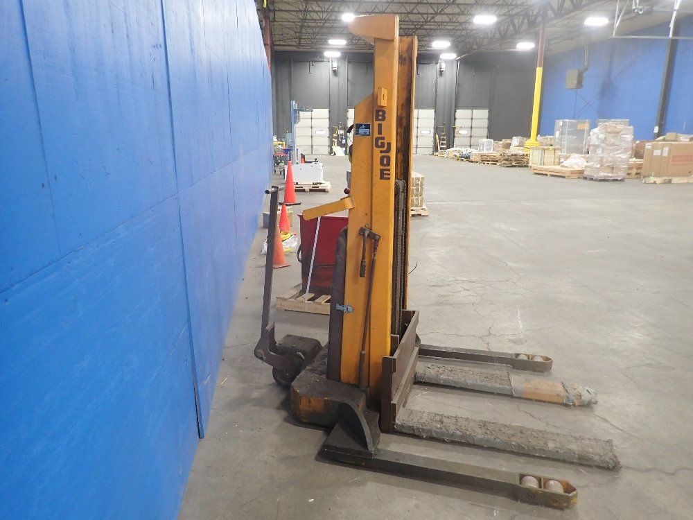 Big Joe Mfg. Co. 2000 Lbs. Electric Straddle Lift - 2024-a5