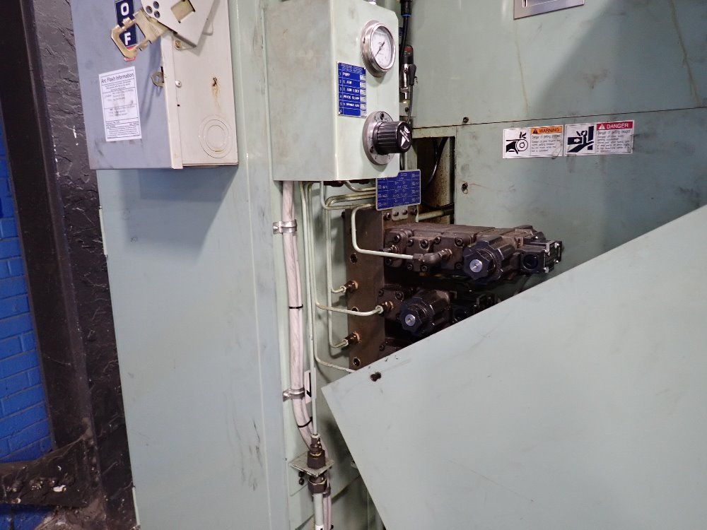 Horibe Cnc Crankshaft Pin Grooving Machine - Hsn-2h-n2