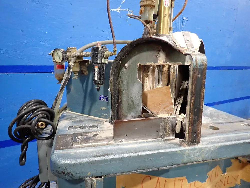 Latarte Dual Mitre Saw - C300e