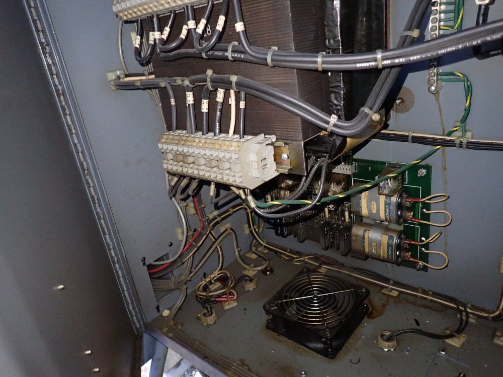 Fadal 16" X 29 1/2" Cnc Vmc - 914-15