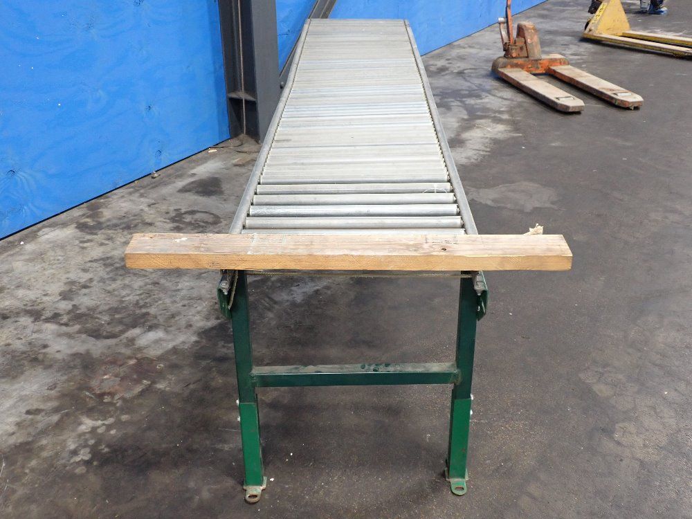 N/a 117" L X 21" Rollers Gravity Conveyor