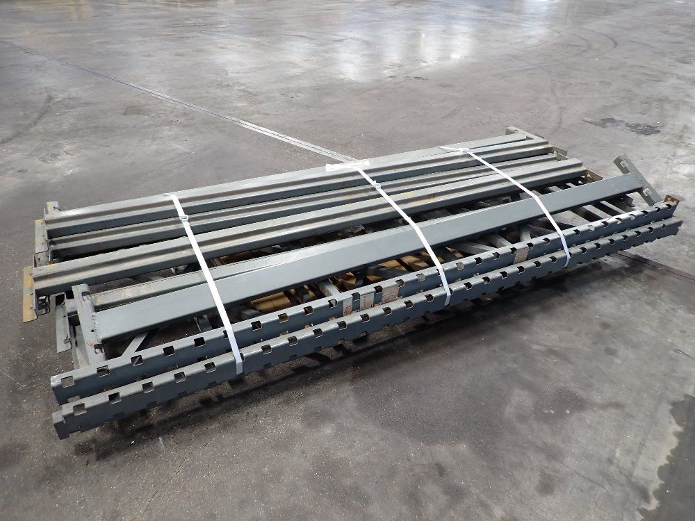  Pallet Racking Lot