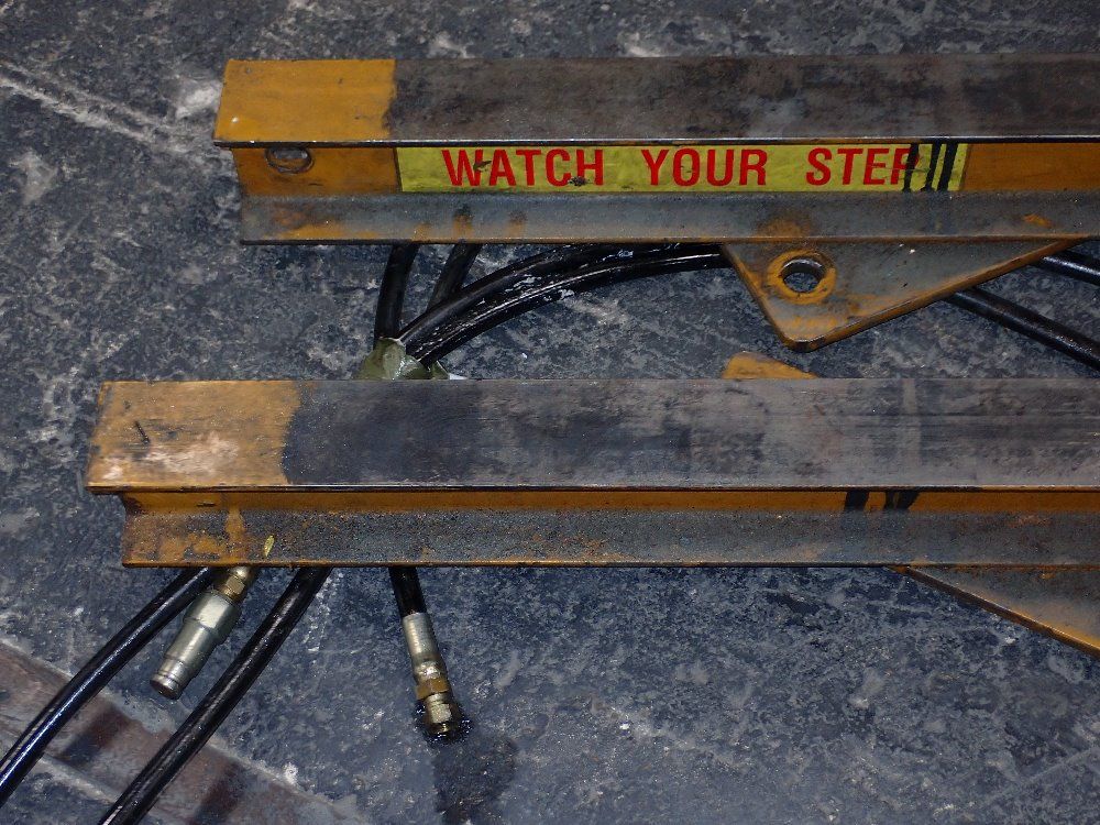 Tuxco Hydraulic Cylinder Service Machine - Hcs-40