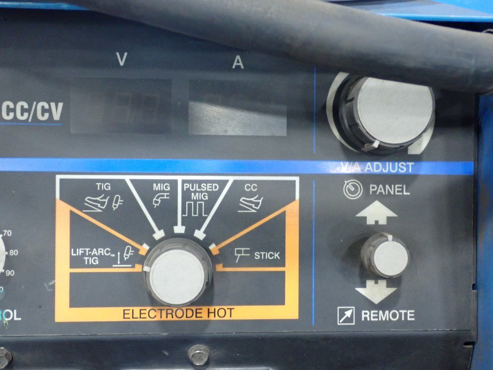 Miller 19.2 Kw Arc Welder - Phoenix 456 Cc/cv