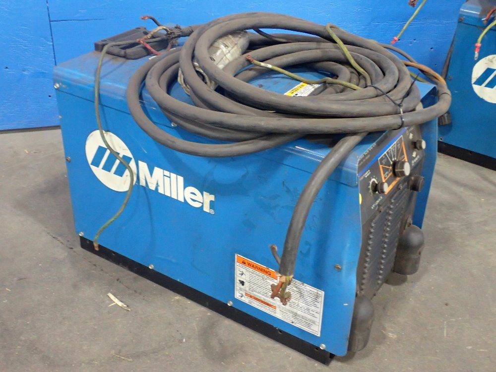 Miller 19.2 Kw Arc Welder - Phoenix 456 Cc/cv