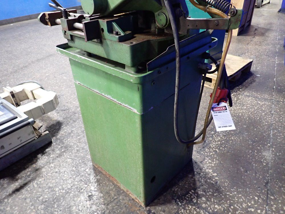 Doringer Approx. 13" Cold Saw - D350