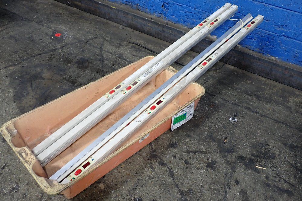 Lighting Pick Linear Scale