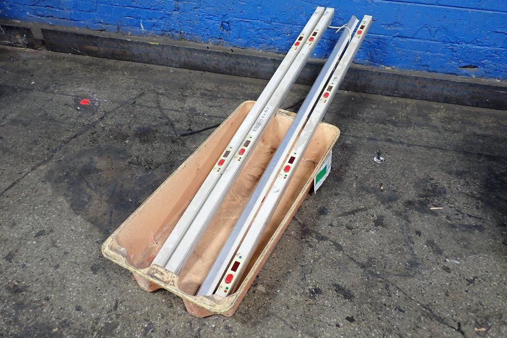 Lighting Pick Linear Scale