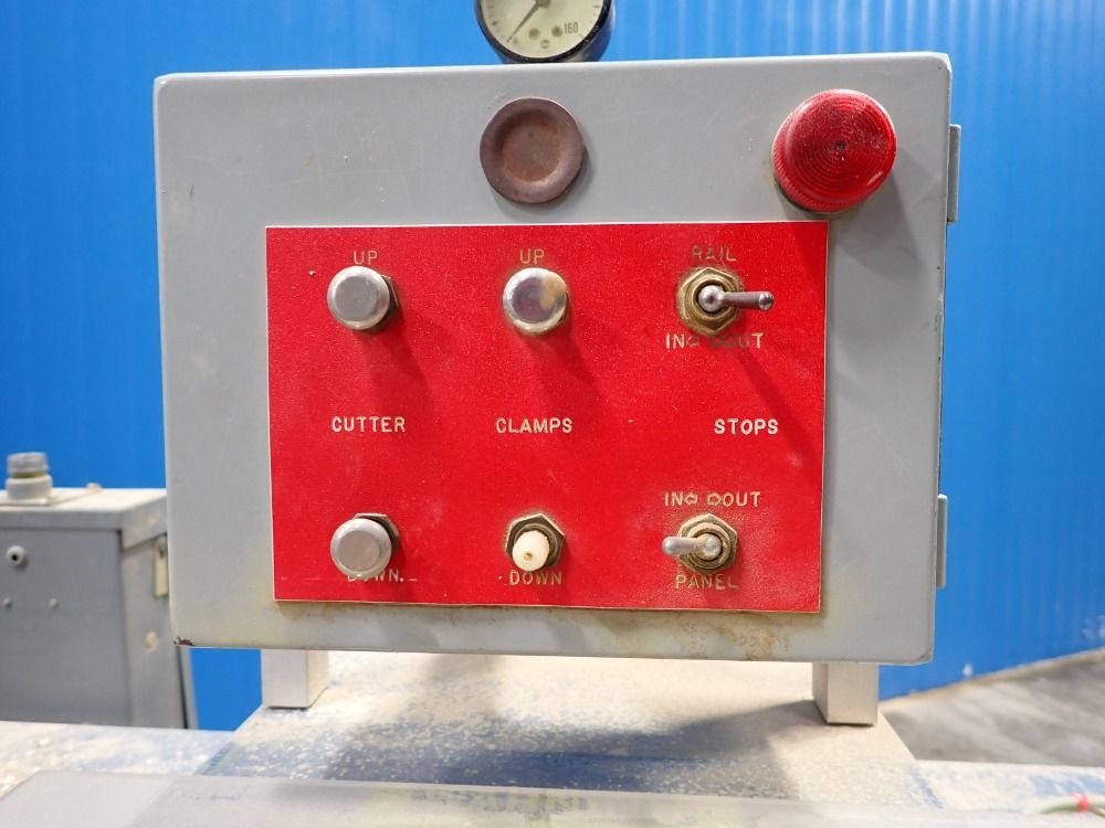 Unique Machine & Tools Door Machine - 250 Mc