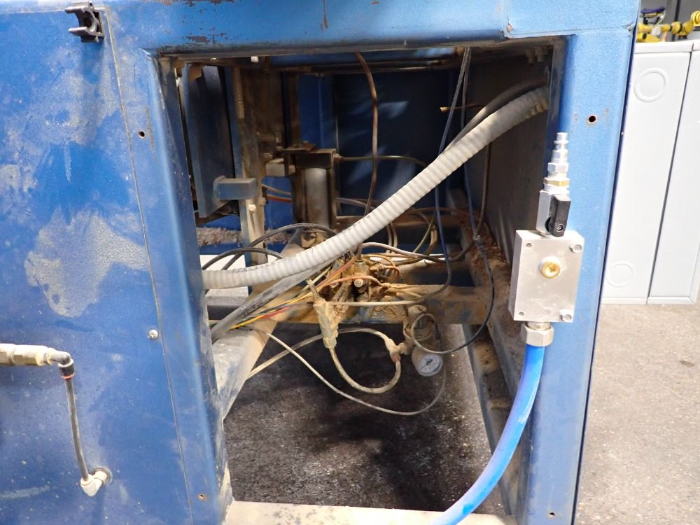 Unique Machine & Tools Door Machine - 250 Mc