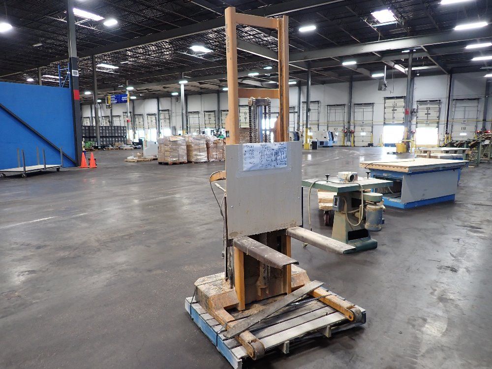 Big Joe 2000lb Walk-behind Pallet Stacker - 2018-r7