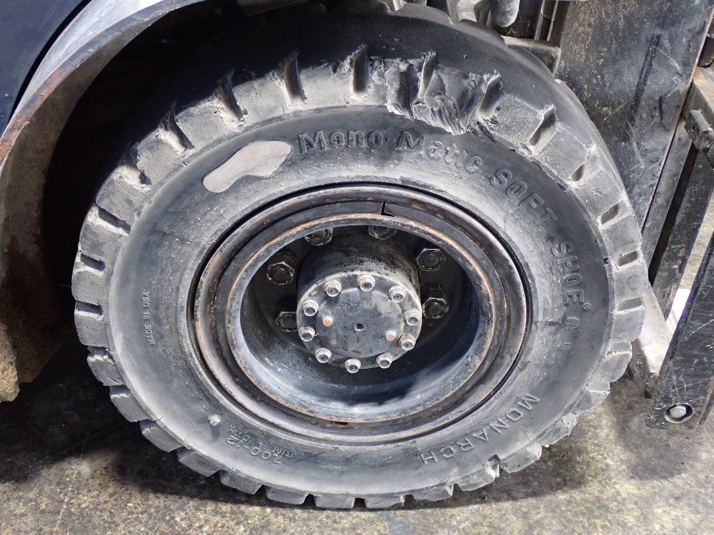 Toyota 5500lbs Propane/gasoline Combo Forklift - 42 6fgu25